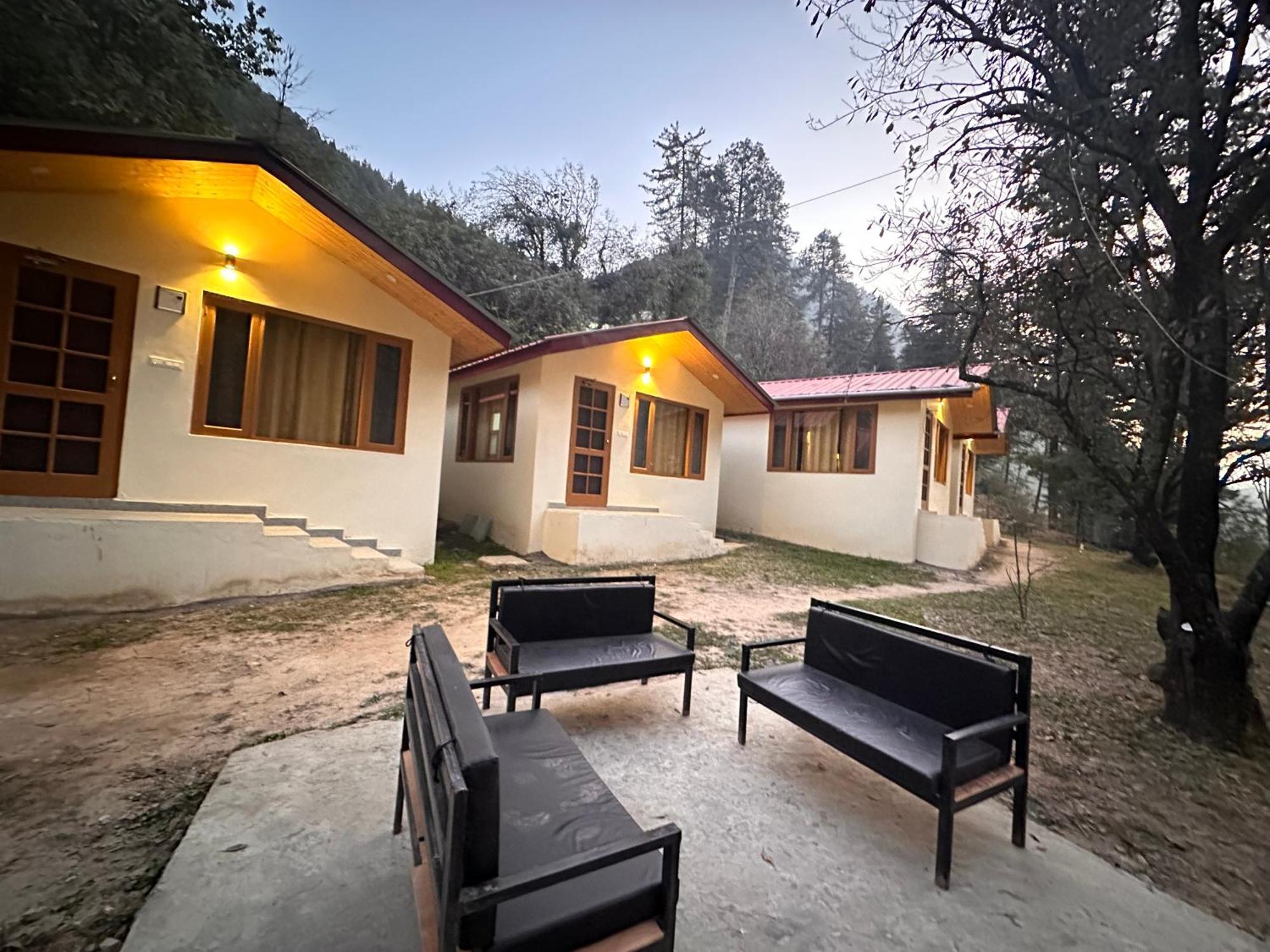 Ahava Kasol Riverside Cafe And Cottages Exterior foto